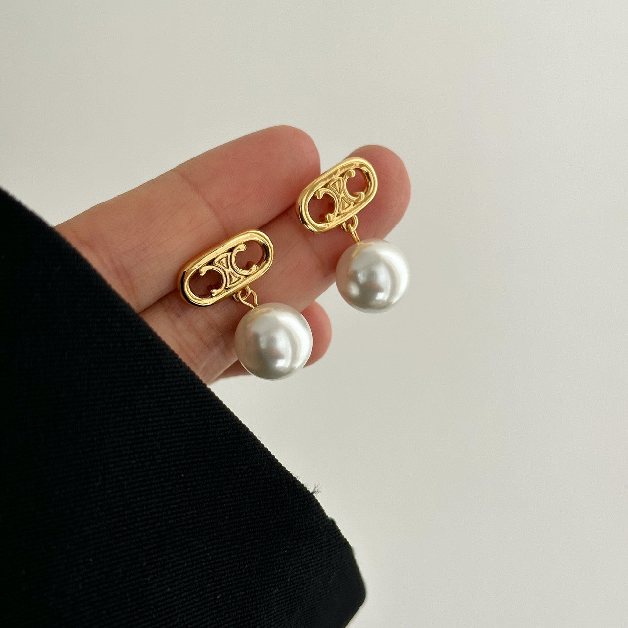 【雑貨】ビーズデザインピアス W12546