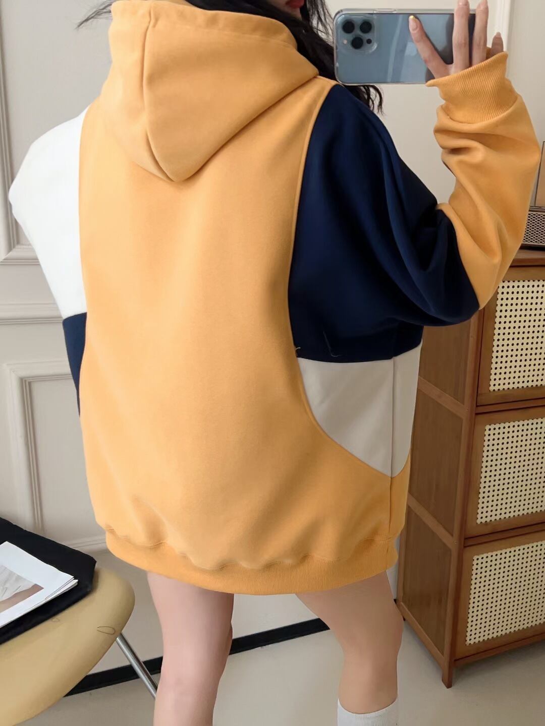 【tops】配色ゆったりフーディー Z6739