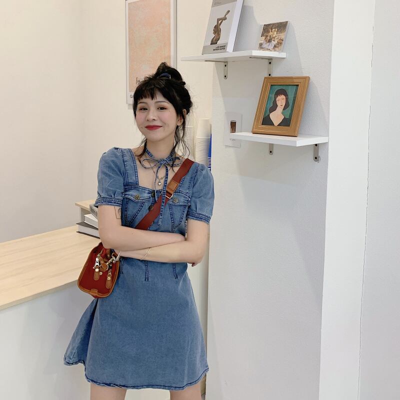 【dress】美人度アップ韓国系キャンパススクエアネックパフスリーブ気質デニムスカート