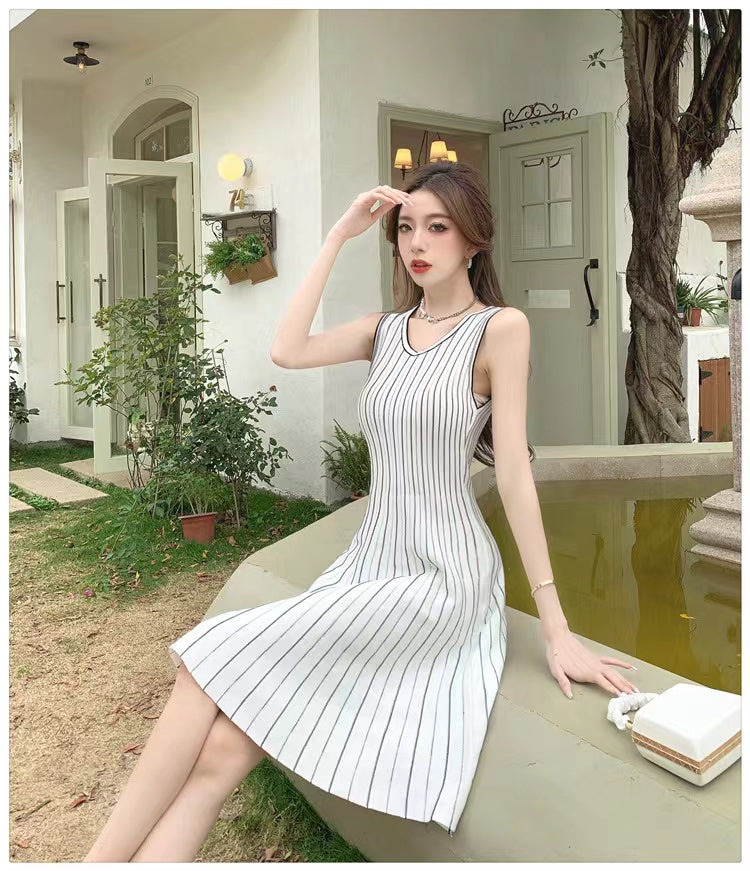 【Dress】ストラップ柄ワンピース W12177