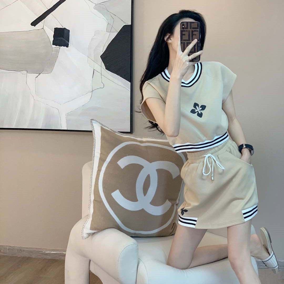 【Set】2点セット Tシャツ +スカート W12463