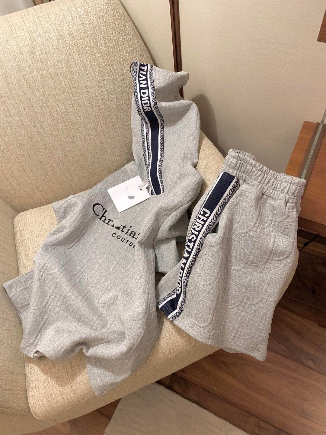 【Set】セットアップ Tシャツ + パンツ    W12242