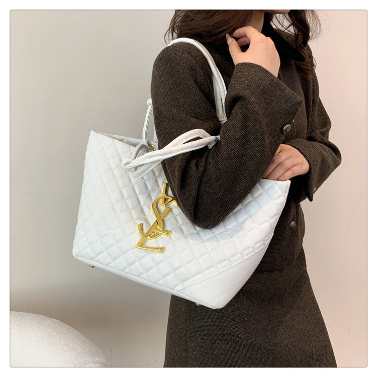 【雑貨】大容量ショルダーバッグ W13648