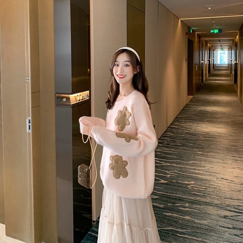 【tops】元気いっぱい大人可愛いくまカジュアルセーター3色