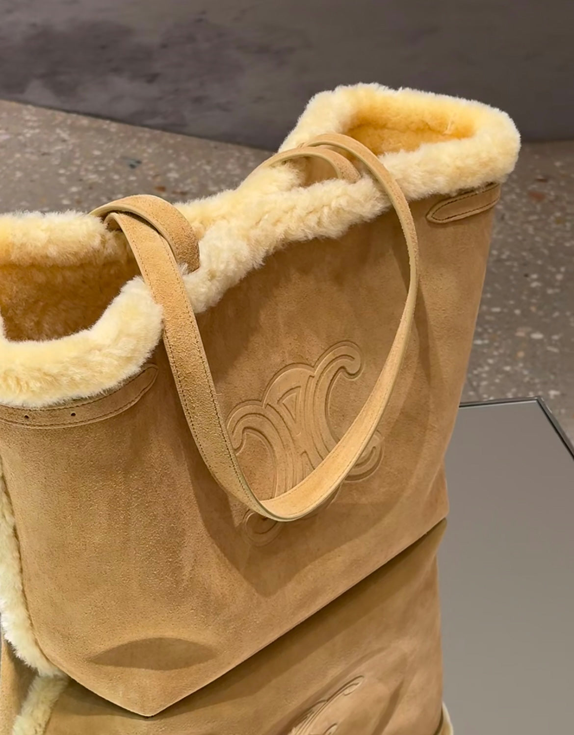 【雑貨】フェイクファーデザイントートバッグ W14578