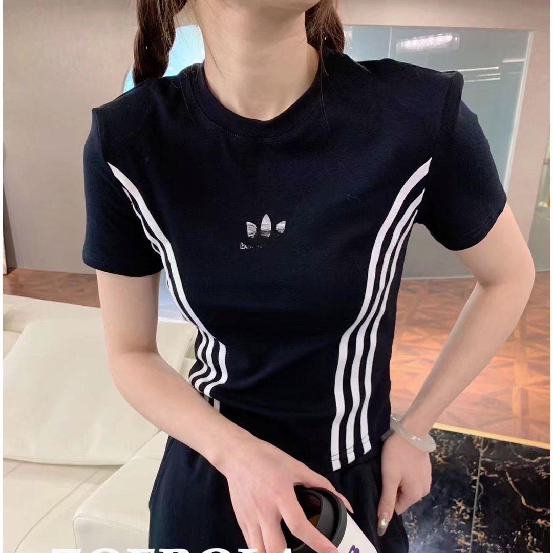 【Tops】2色展開ラウンドネックTシャツ T01570