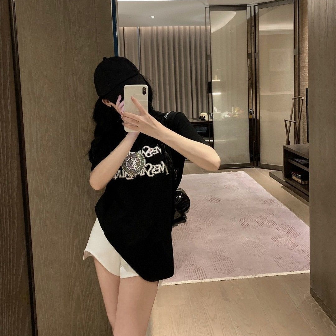 【Tops】ラインストーンTシャツ T01624