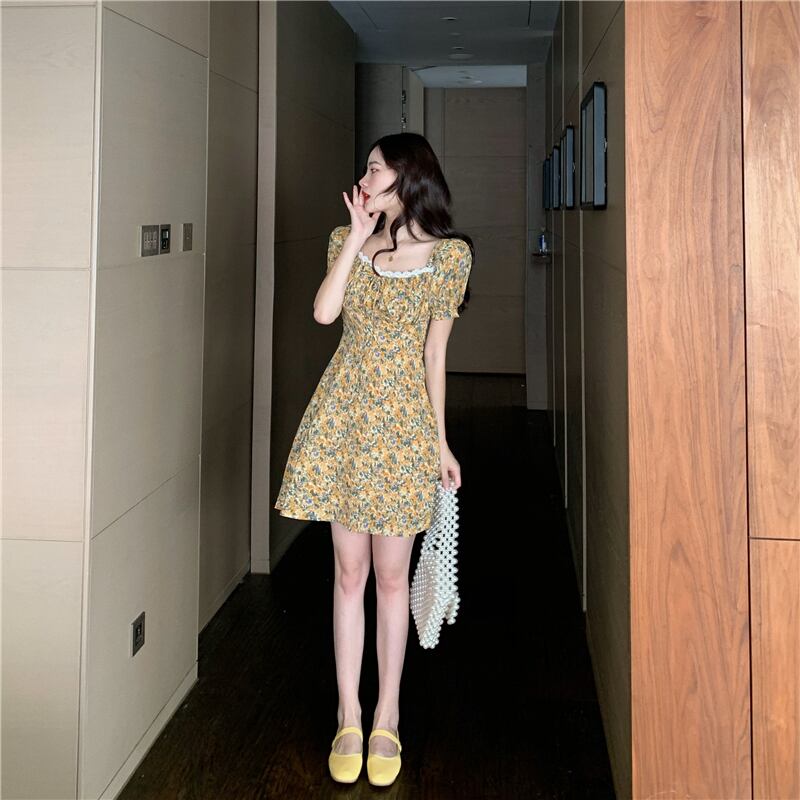 【dress】美人度アップ韓国系スウィート森ガールスクエアネックパフスリーブ花柄カート