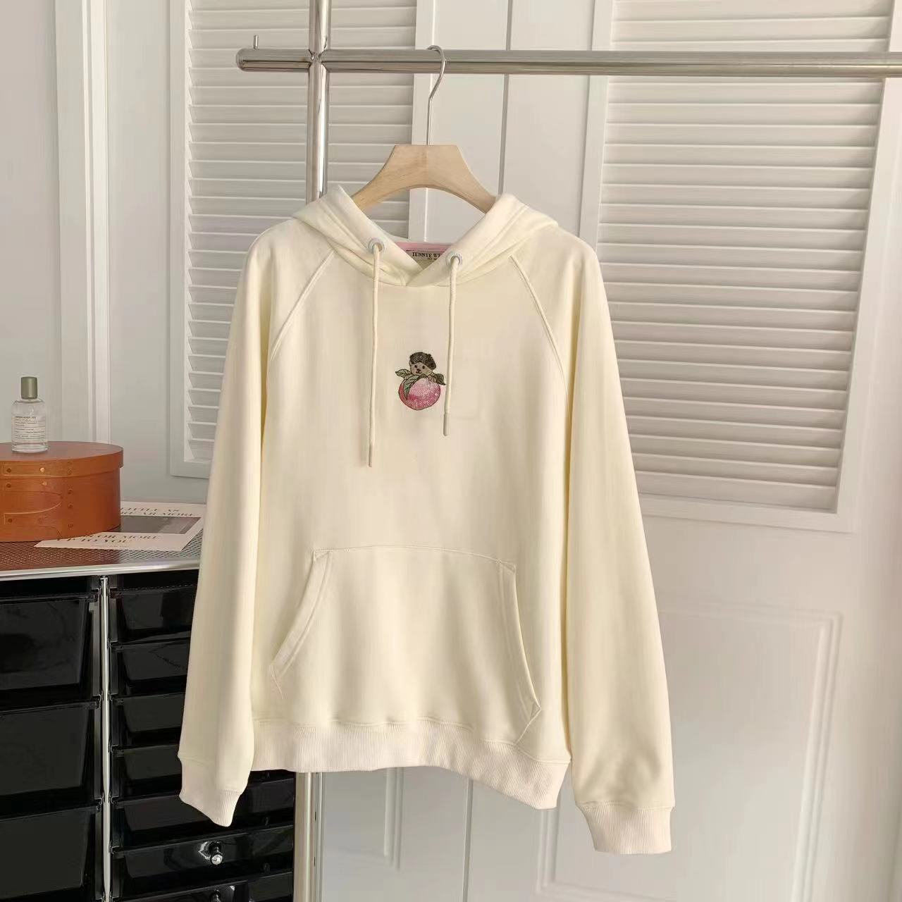 【tops】プリントフーディー M21426