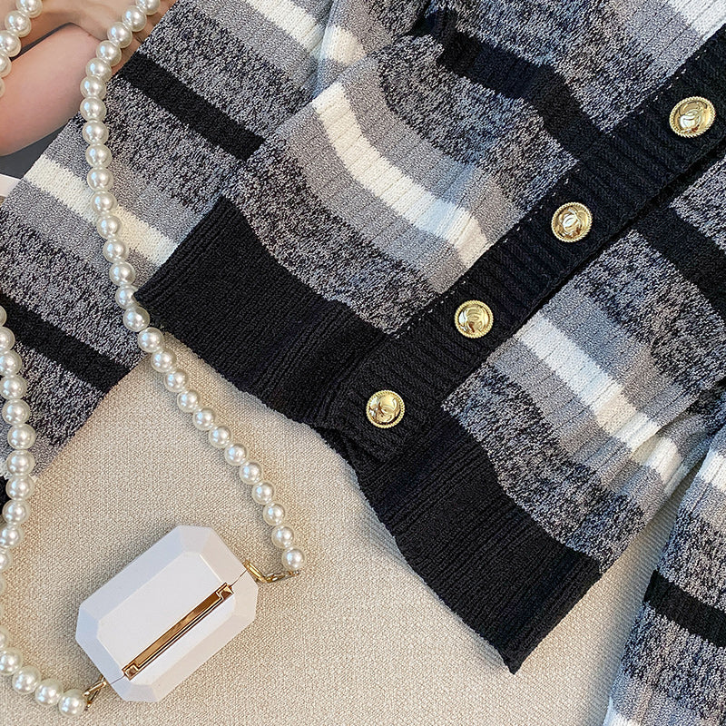 【Outer】配色ニットカーディガン W13298