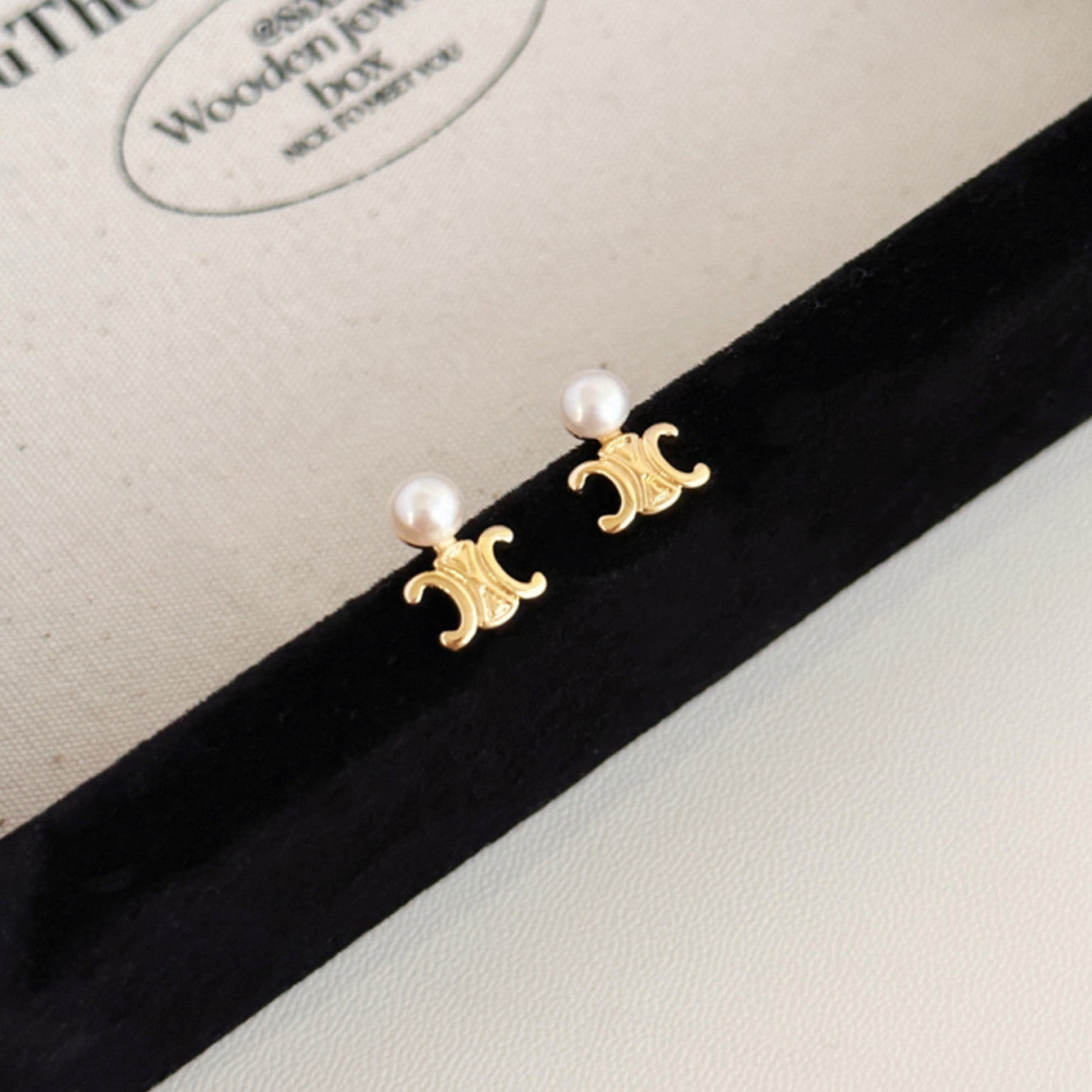 【雑貨】ビーズデザインピアス W12547