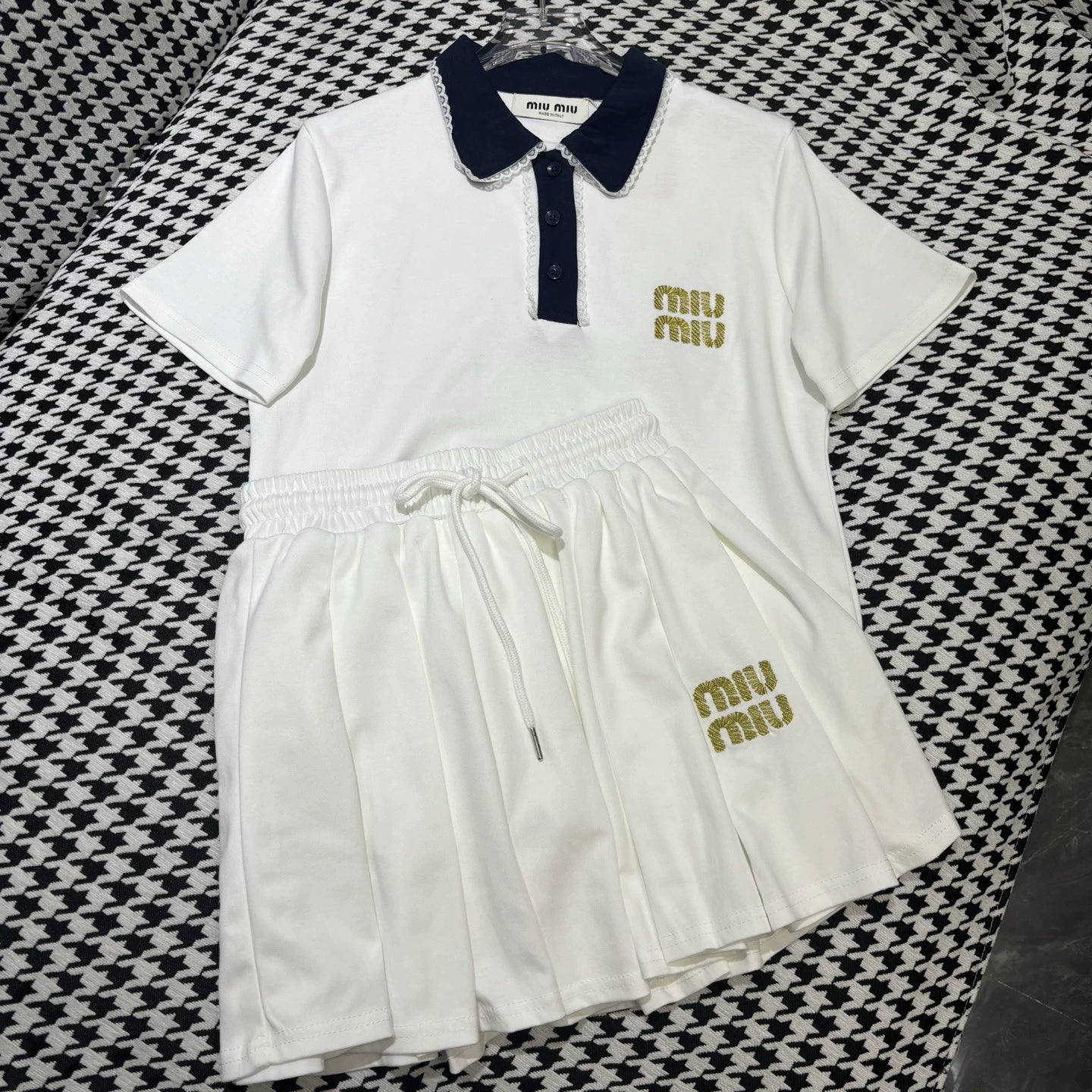 【Set】レース切り替えTシャツ + スカート2点セット T01479