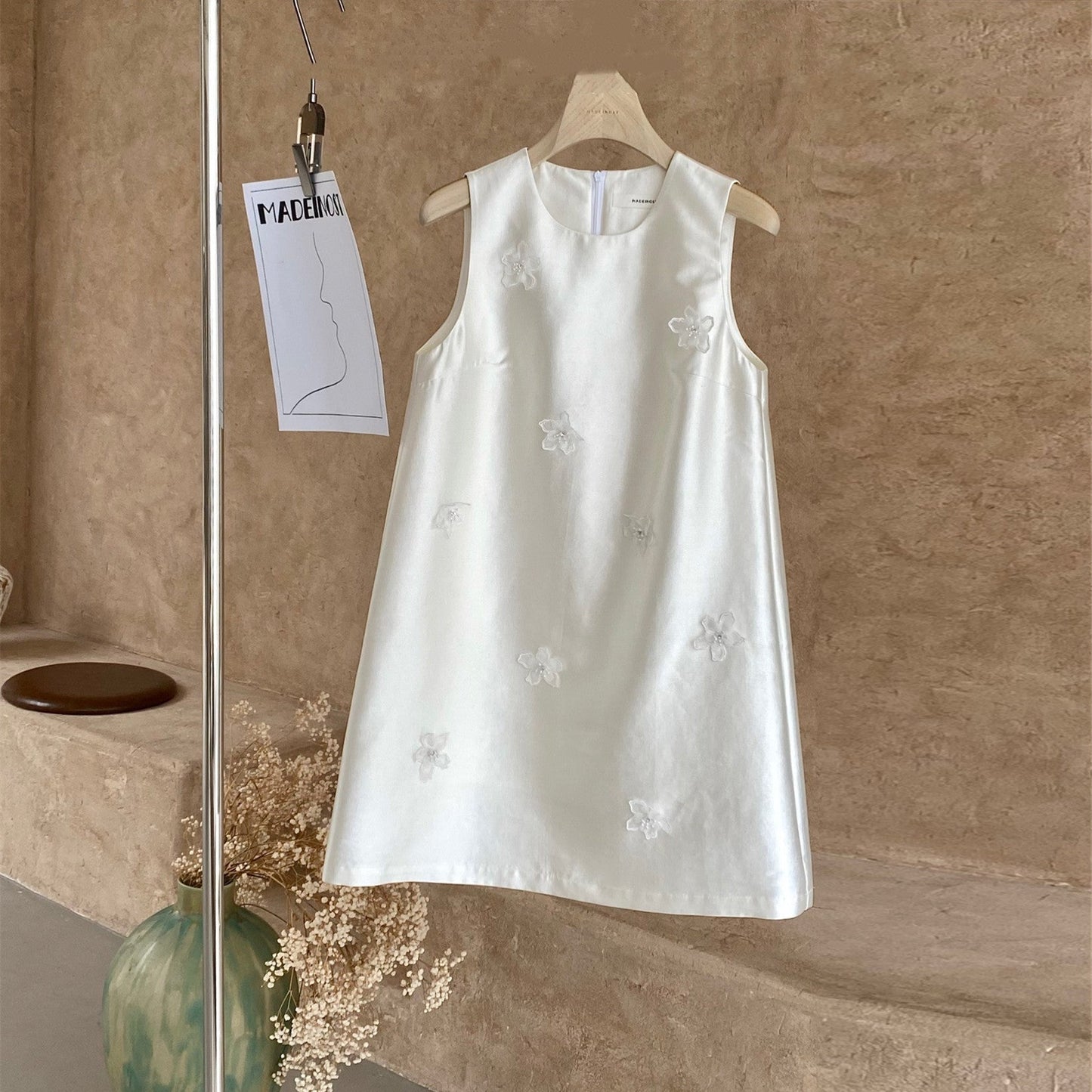 【Dress】ノースリーブフラワーワンピース W11854