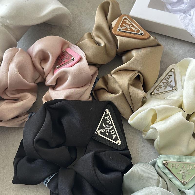 【雑貨】5色展開ヘアリング W14574