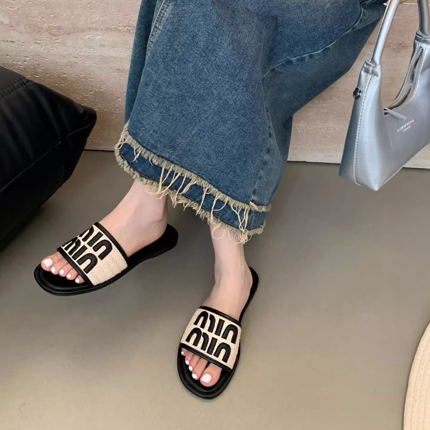 【Shoes】サンダル滑り止めスリッパ W12360