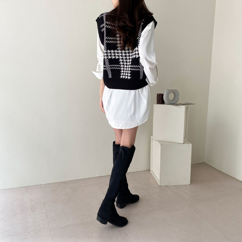 【Outer】2色展開ニットベスト W13777