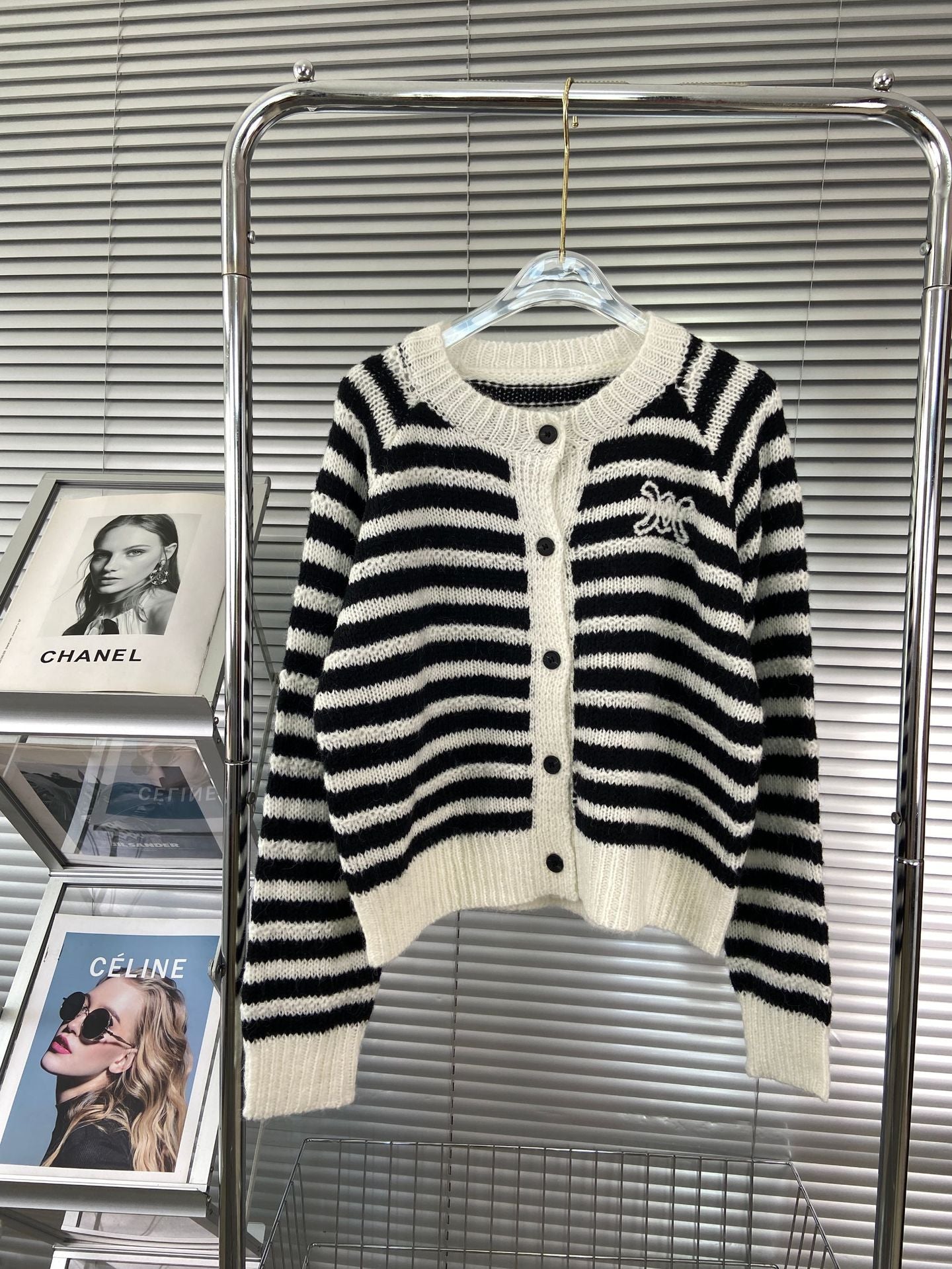 【Outer】ボーダー柄ニットカーディガン W14886