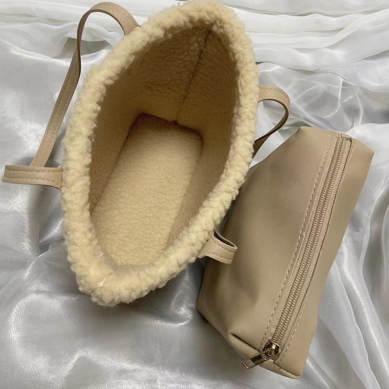 【雑貨】ラムウールトートバッグ W13873