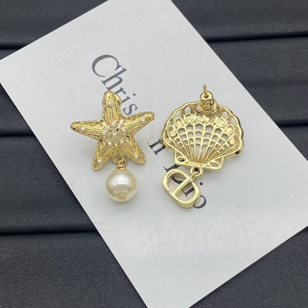 【雑貨】ファッションデザインピアス T01192