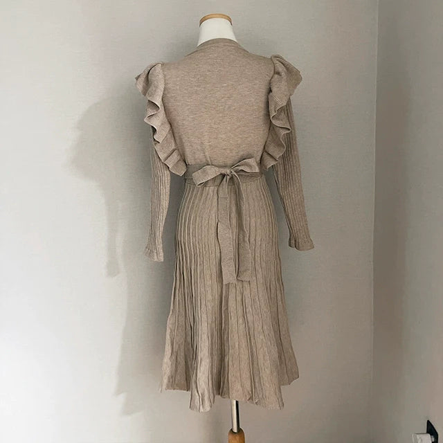 【Dress】レトロ風フリルニットワンピース W7944