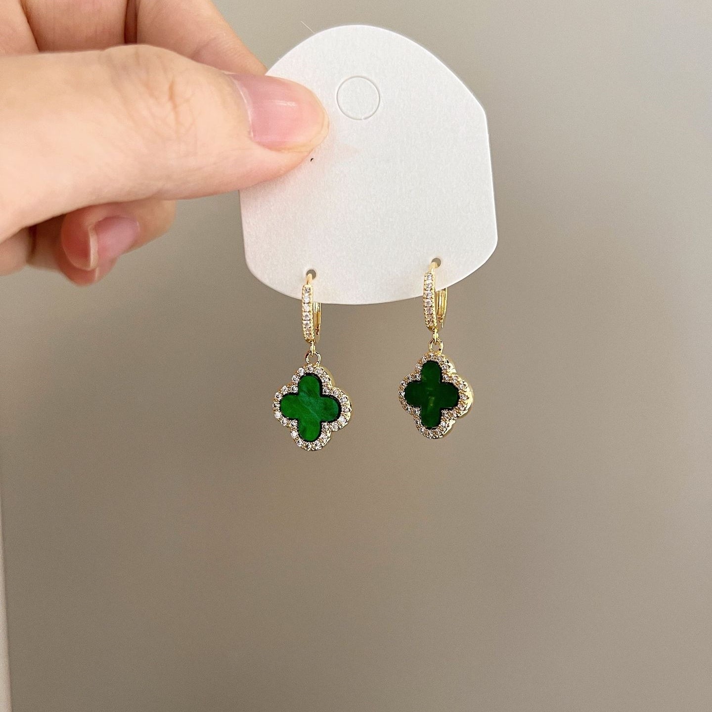 【雑貨】シンプルクローバー着回し自在ピアス T01740