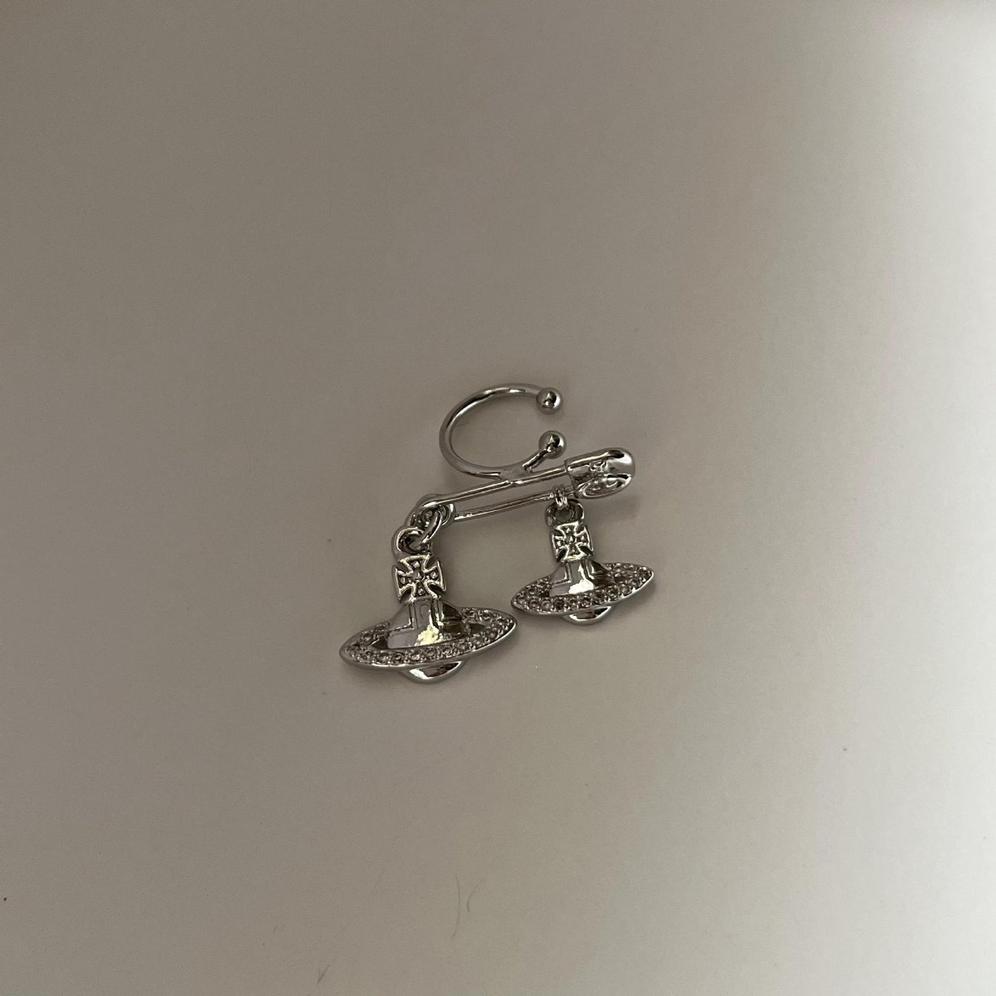 【雑貨】超人気イヤーカフ1枚 Z8323