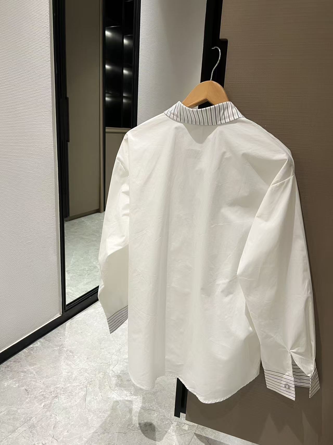 【Tops】高級感ダイヤモンドシャツ T01304