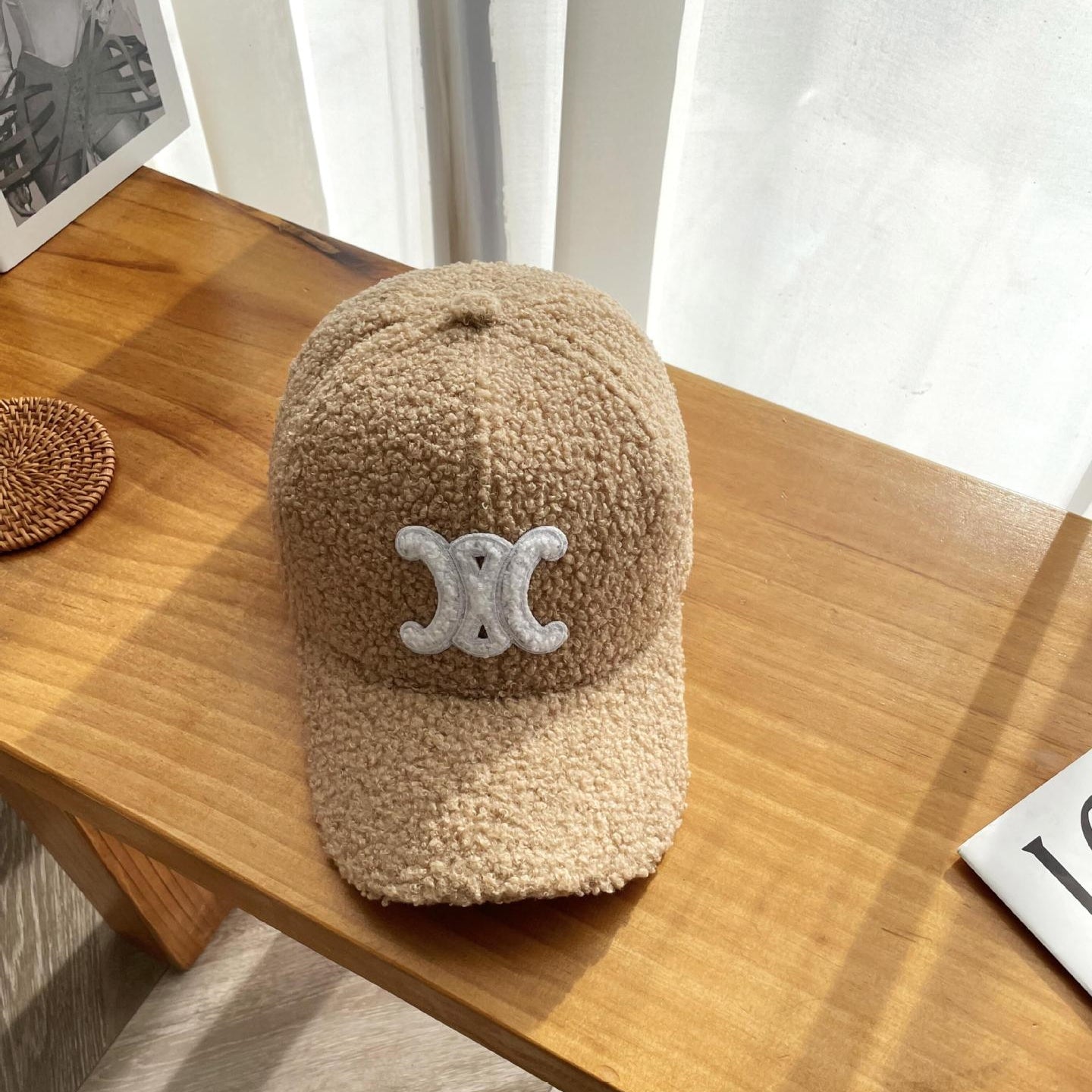 【雑貨】4色小顔効果ベースボール キャップ T01180