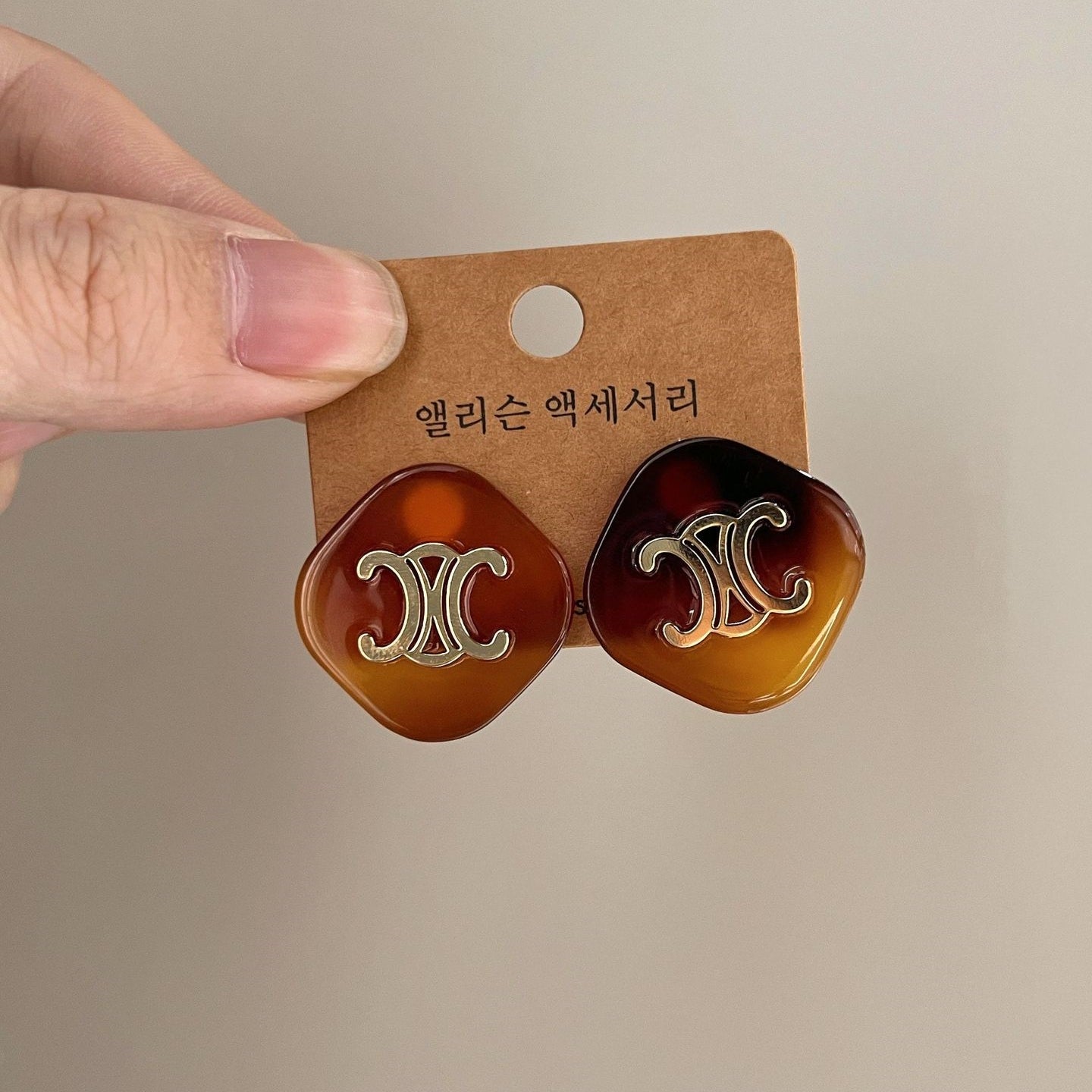 【雑貨】ヴィンテージモダンピアス T01723