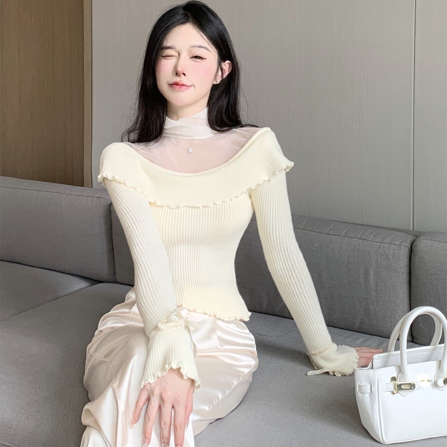 【Tops】チュール切替ニットセーター Z8347