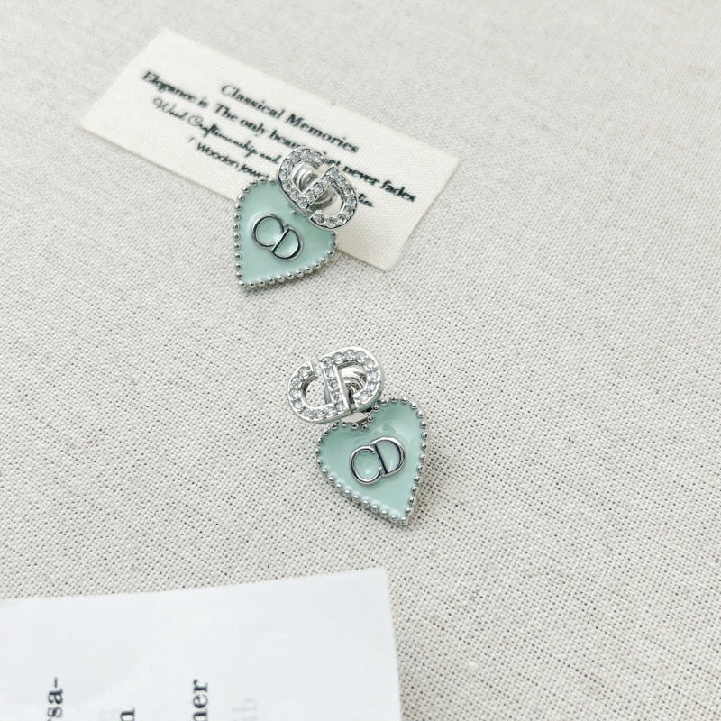 【雑貨】♡ジルコニア アルファベットピアス T01809