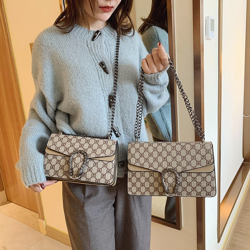 【雑貨】高級感ショルダーバッグ W13653
