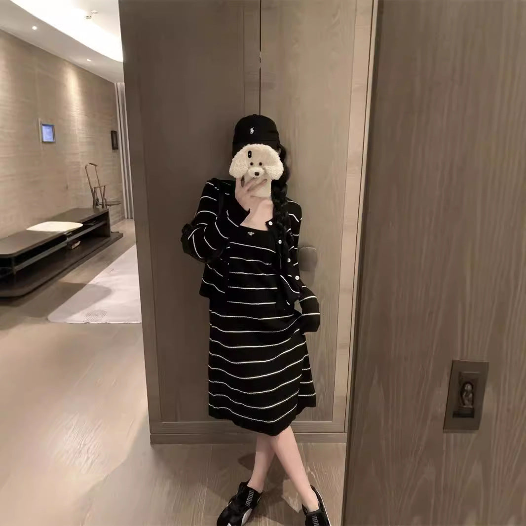 【Set】カーデ+キャミワンピ 2点セット Z7603