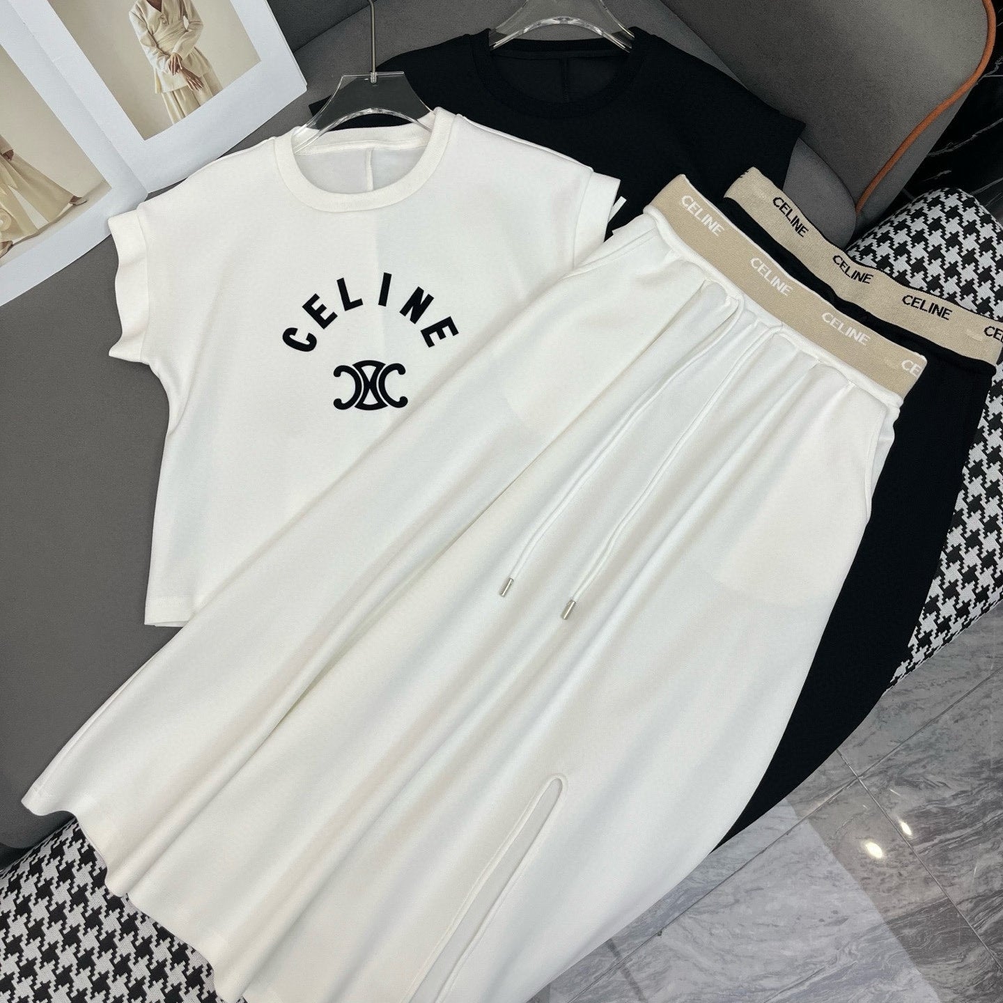 【Set】プリントTシャツ + スリットスカート2点セット T01478