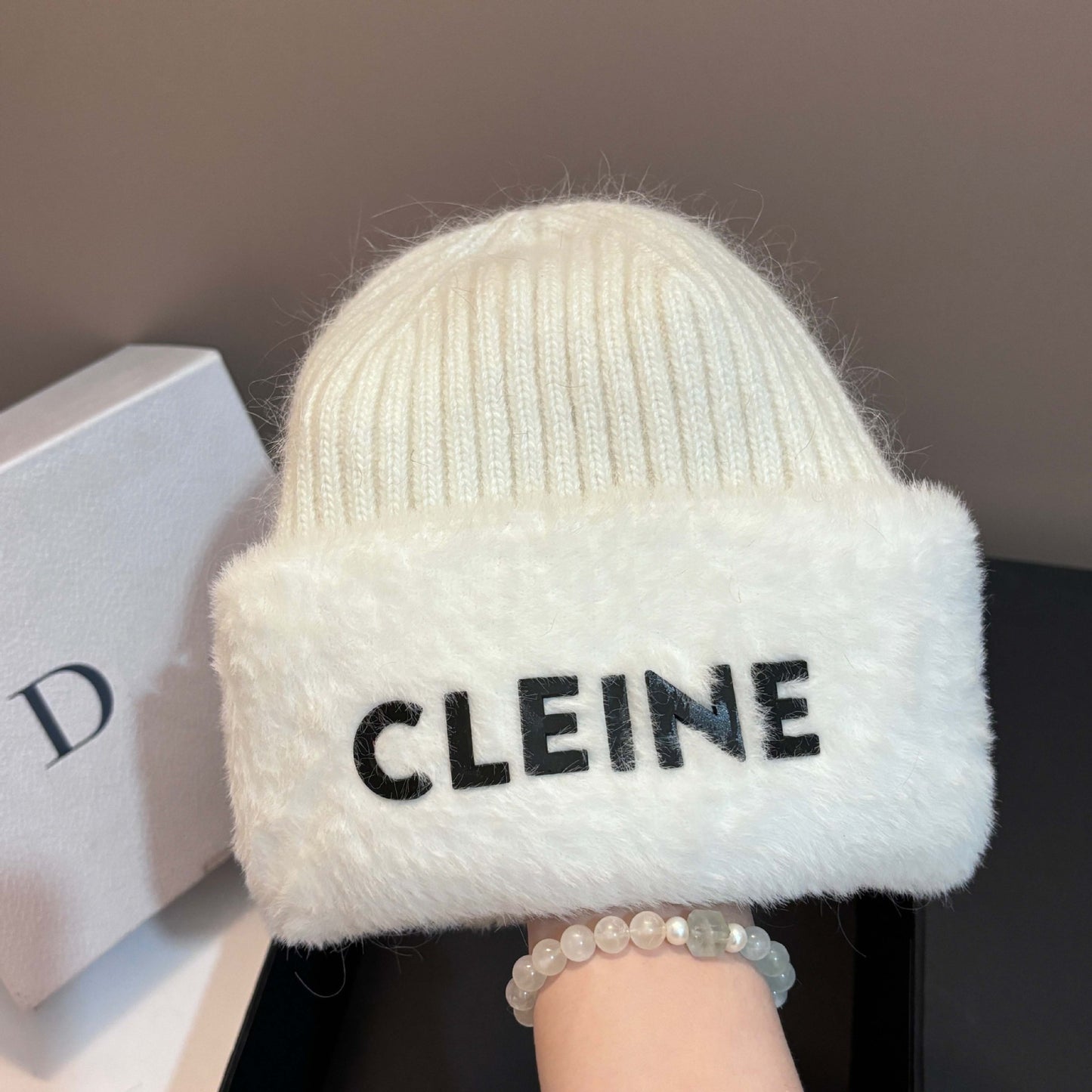 【雑貨】小顔効果ニット帽子 Z8062