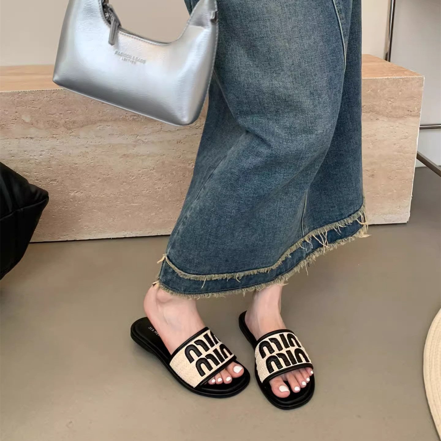 【Shoes】サンダル滑り止めスリッパ W12360