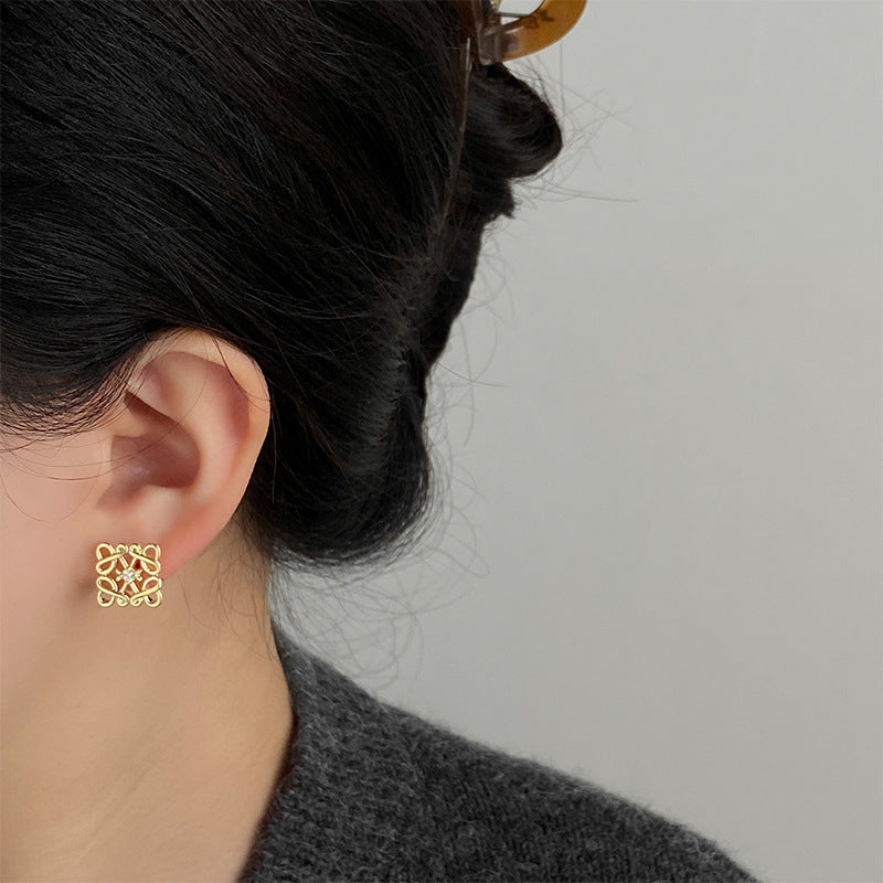 【雑貨】ファッションピアス T01308