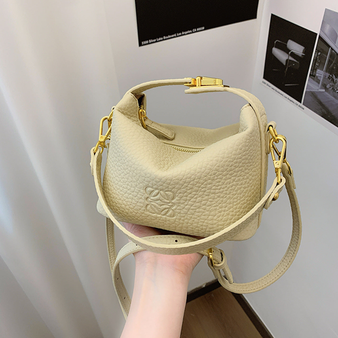 【雑貨】ペブルドレザーショルダーバッグ T01601
