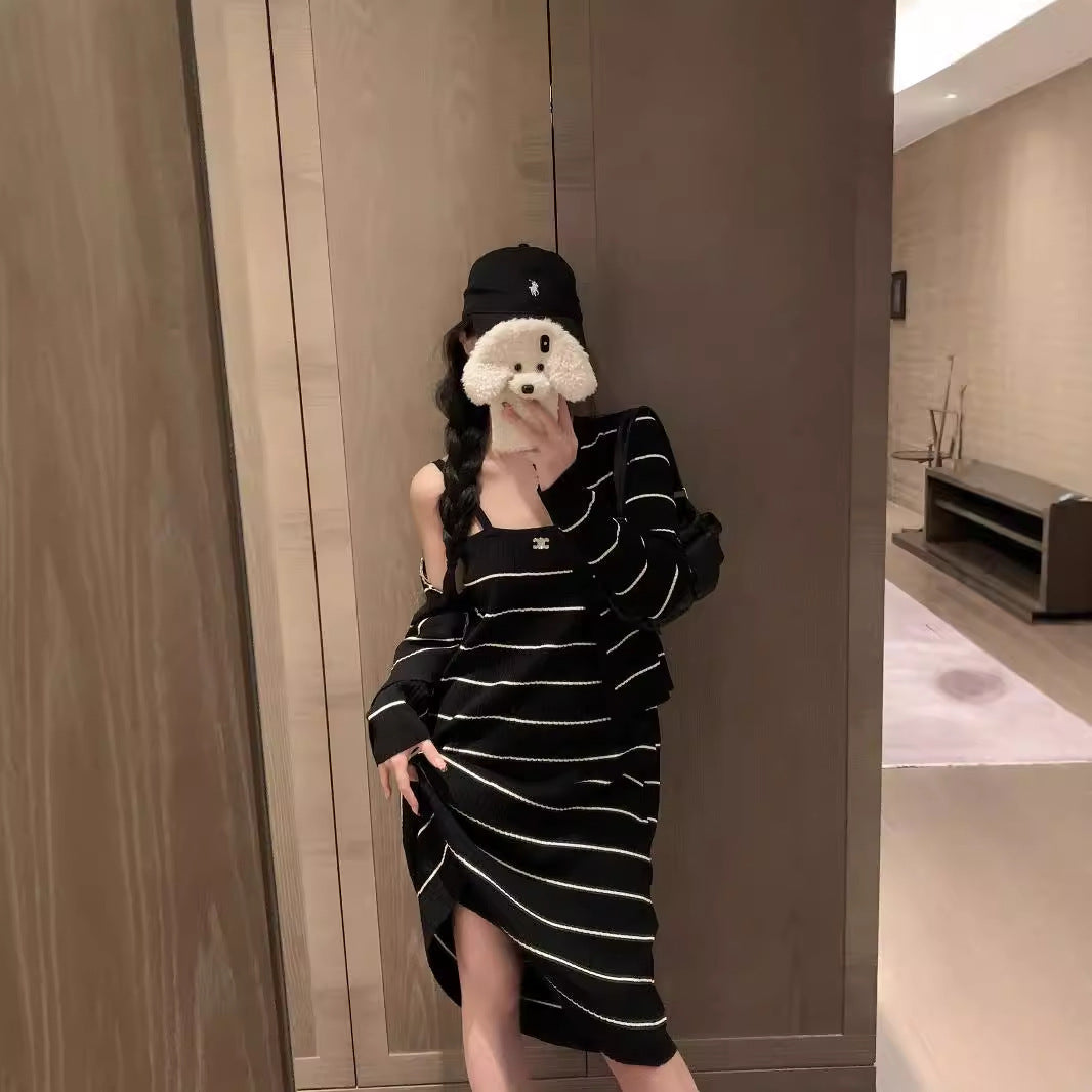 【Set】カーデ+キャミワンピ 2点セット Z7603