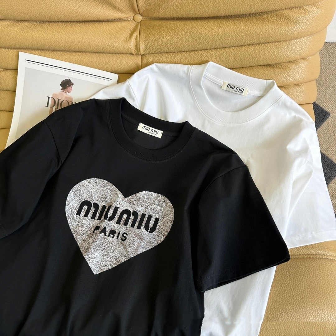 【Tops】ハート柄Tシャツ T01574