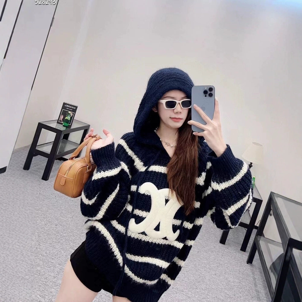 【Tops】帽子付きゆったりセーター Z8090