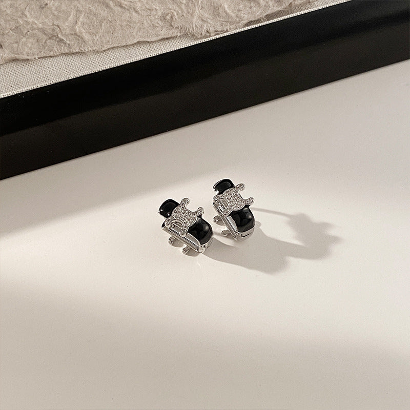 【雑貨】フレンチピアス2色 Z8034