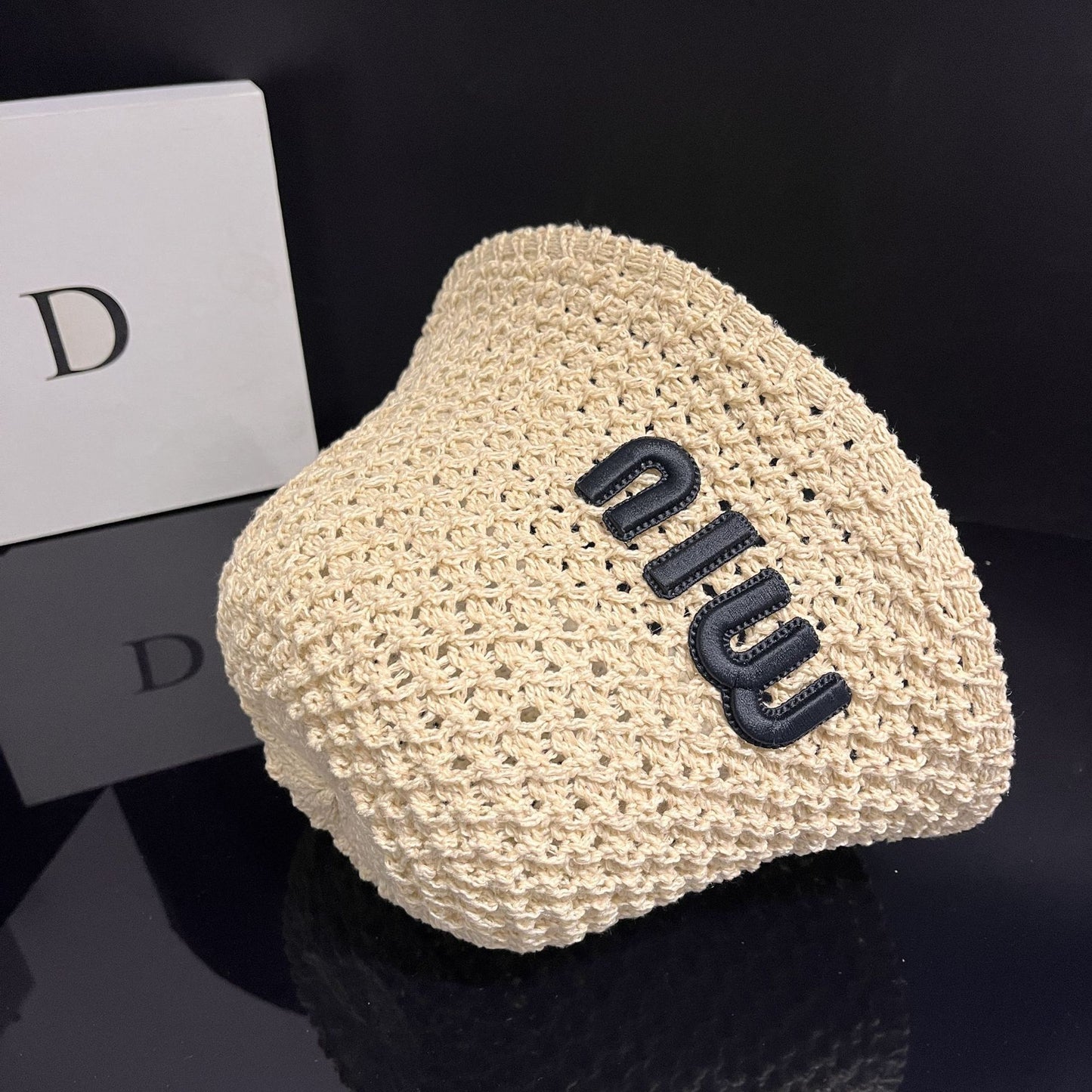 【雑貨】春夏リバーシブルのかぎ針編みバケットハット T01491