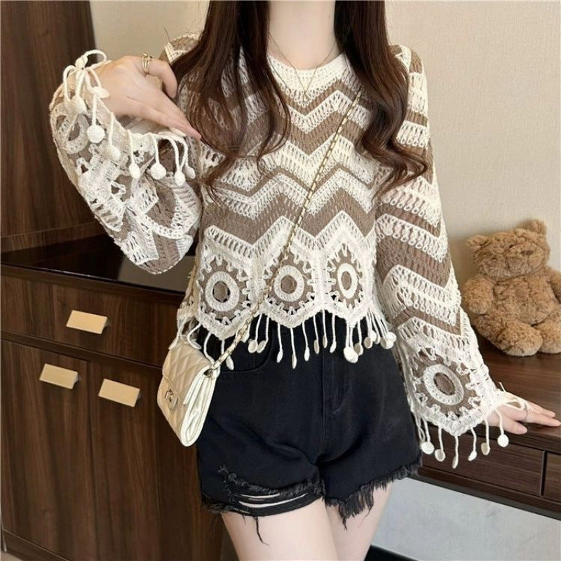 【Tops】透かし彫りタッセルニット Z7717