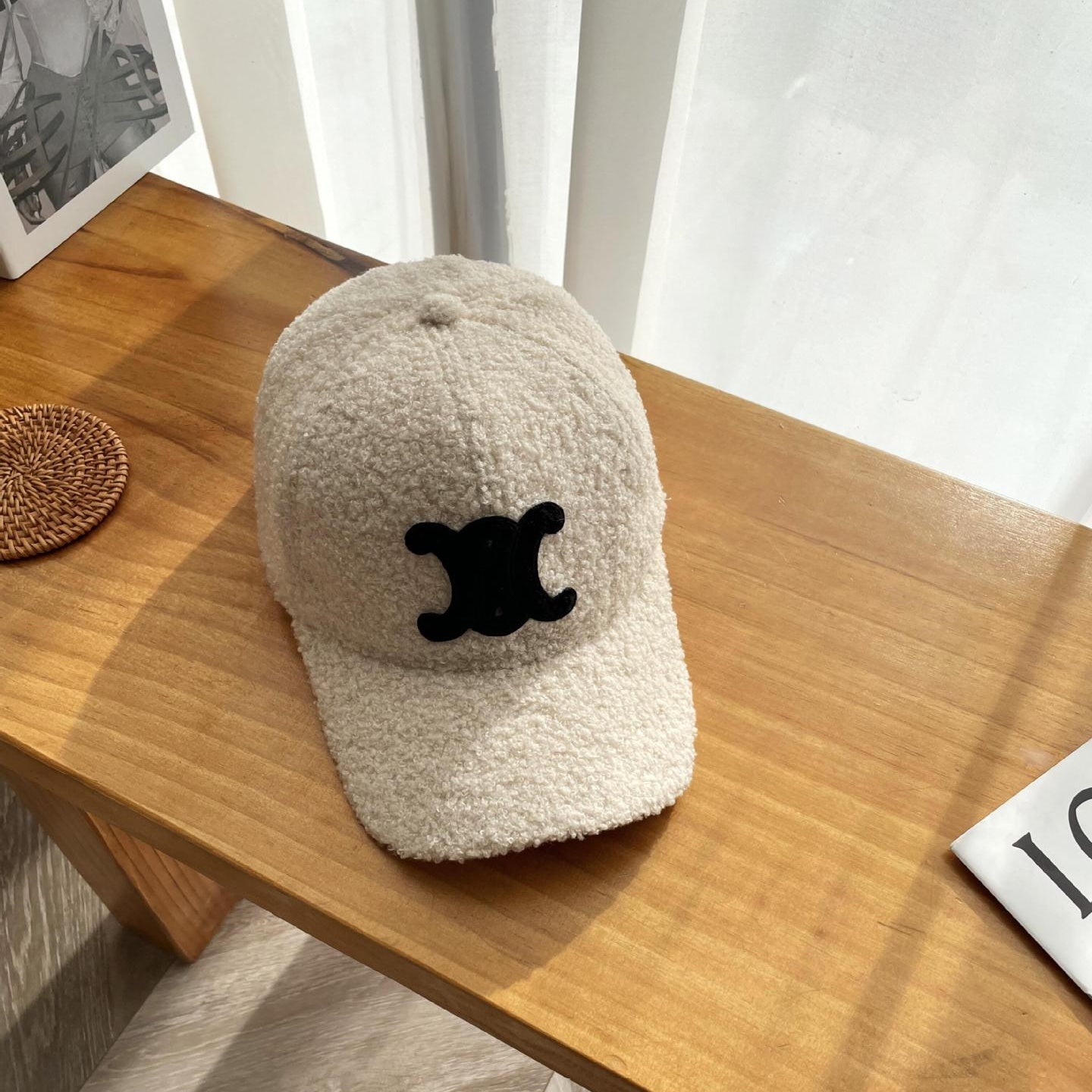 【雑貨】4色小顔効果ベースボール キャップ T01180