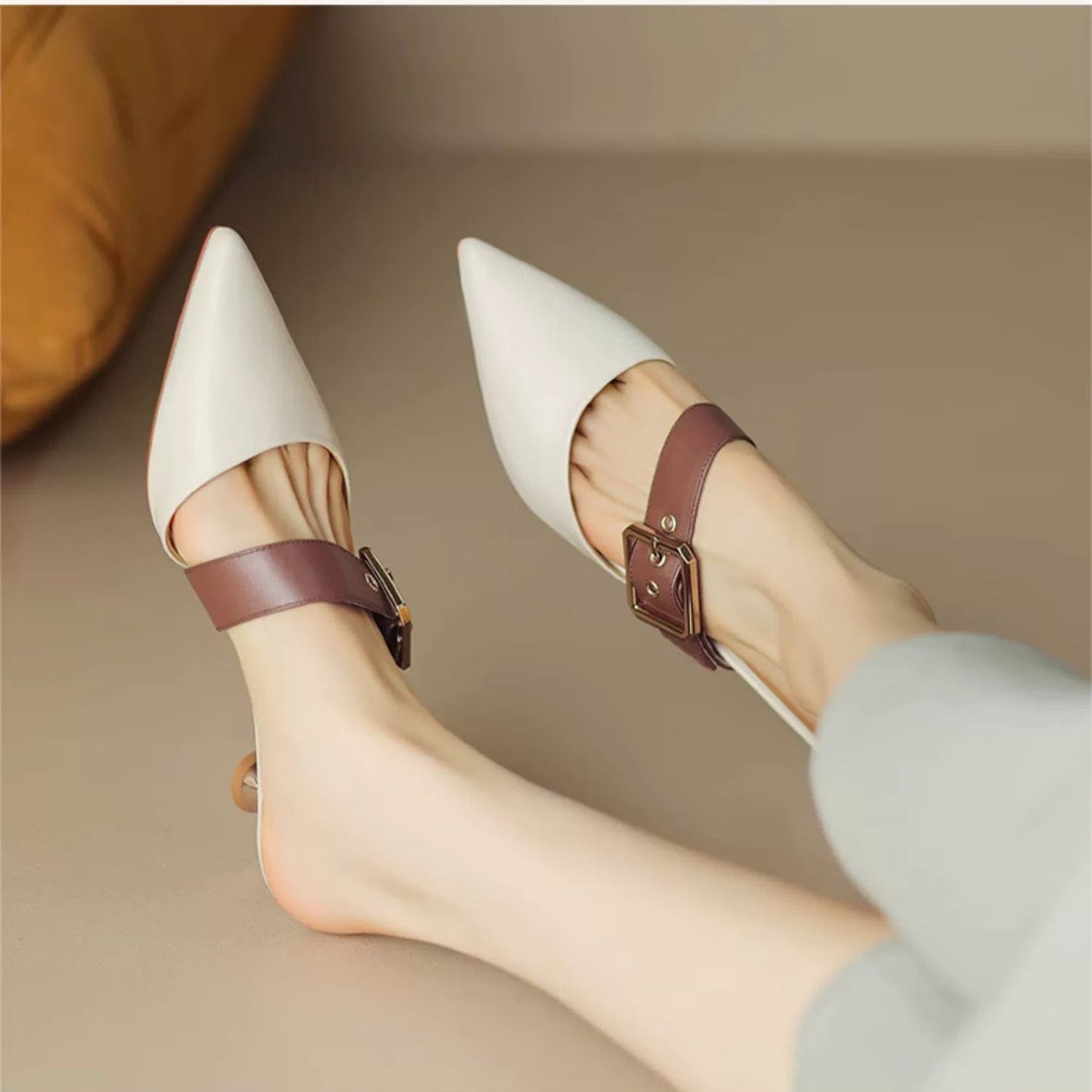 【Shoes】新入荷~2色展開スリッパ W11351
