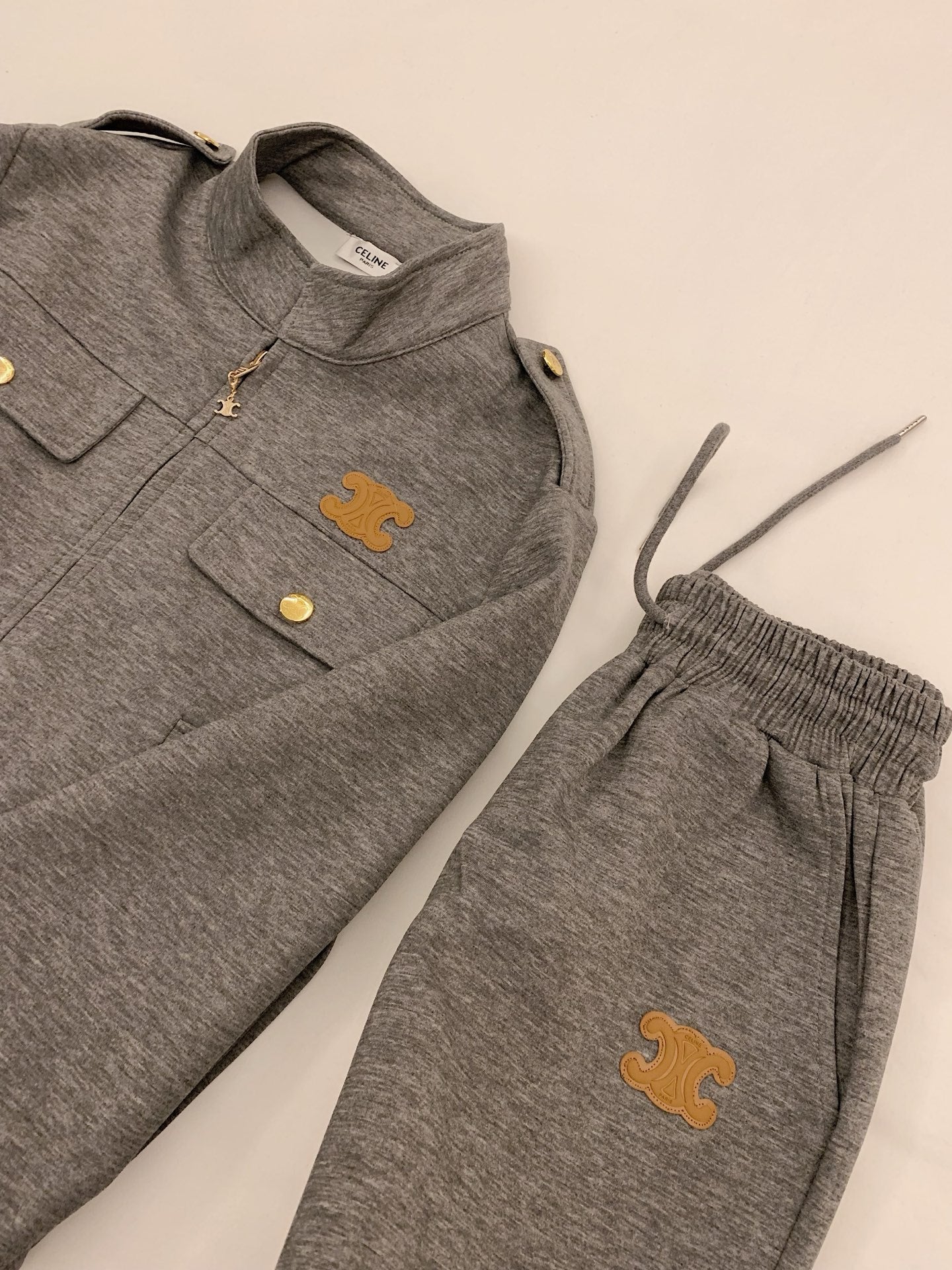 【Set】パーカー + パンツ2点セット T01248