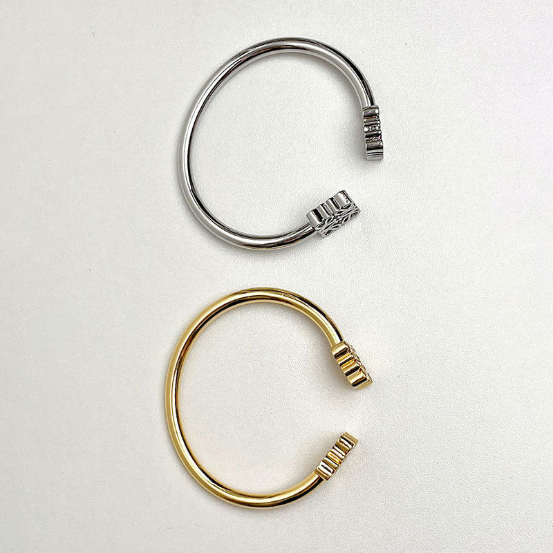 【雑貨】2色展開ブレスレット W12163