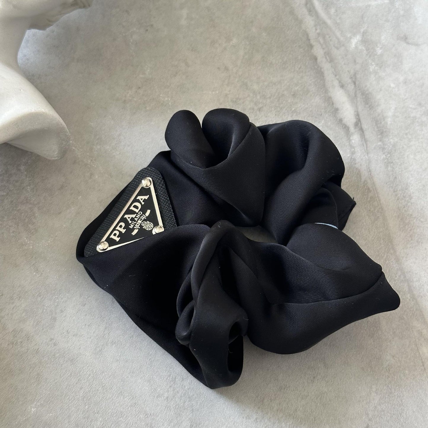 【雑貨】5色展開ヘアリング W14574