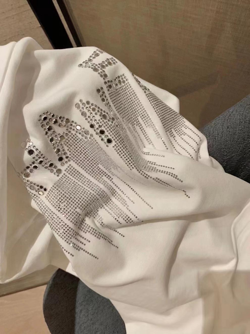 【Tops】2色展開ダイヤモンドTシャツ W11224